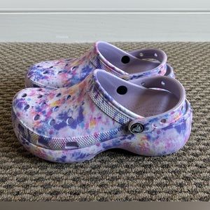 NWOT Women’s Platform CROCS Size 8